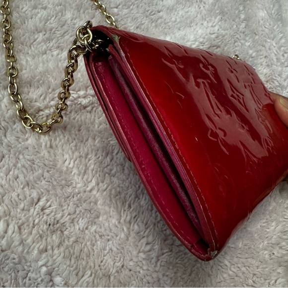 Vernis Louis Vuitton Wallet - Picture 5 of 12